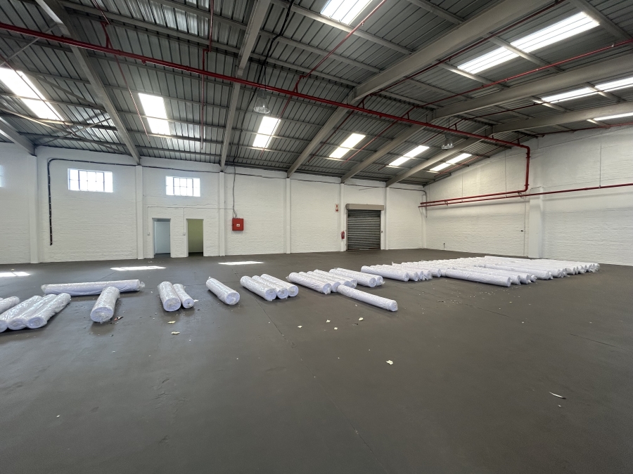 To Let Commercial Property for Rent in Maitland Western Cape